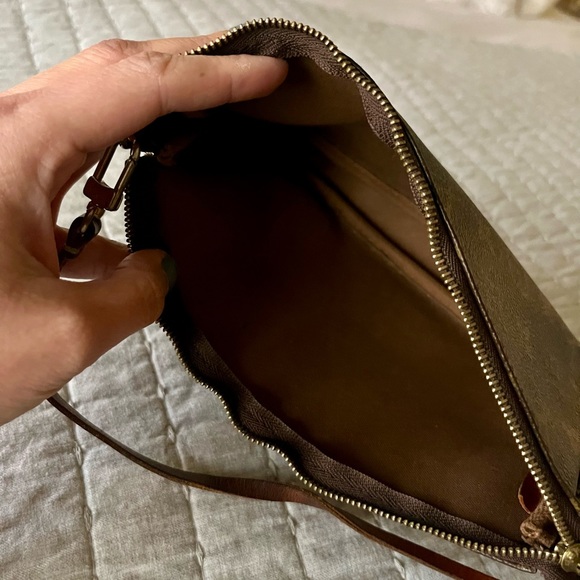 Vintage Louis Vuitton Pochette Accessoires - Picture 9 of 15